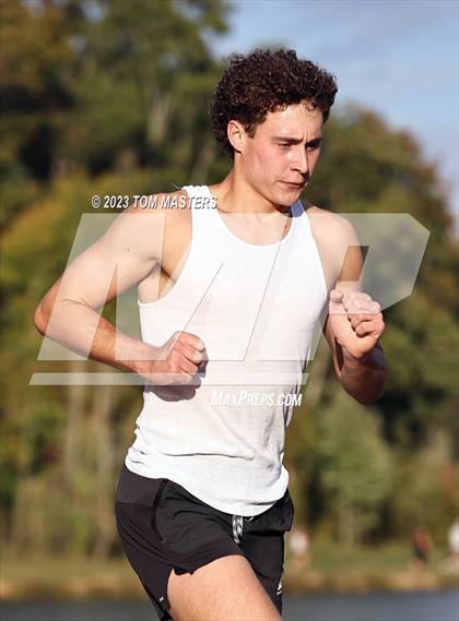 Thumbnail 2 in Gil Murdock Relays photogallery.