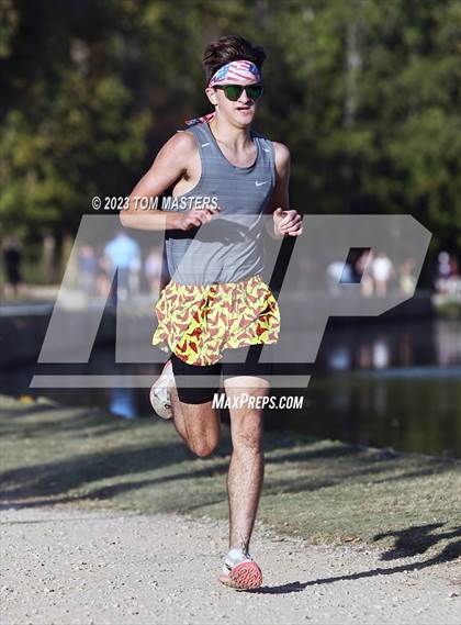 Thumbnail 1 in Gil Murdock Relays photogallery.