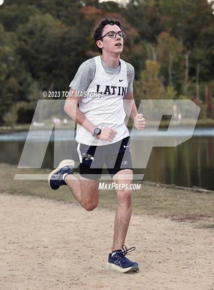 Thumbnail 2 in Gil Murdock Relays photogallery.