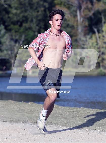 Thumbnail 2 in Gil Murdock Relays photogallery.