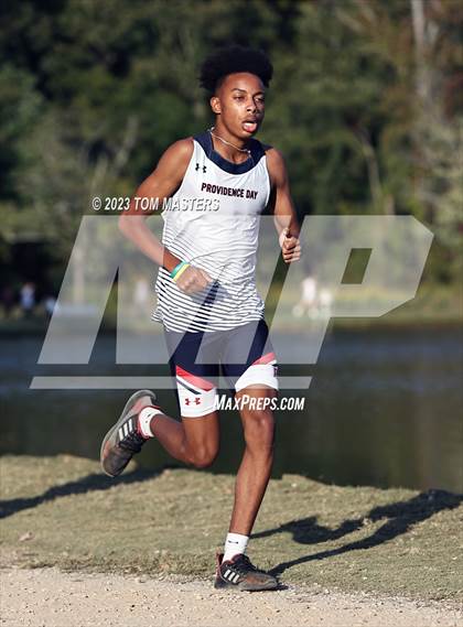 Thumbnail 1 in Gil Murdock Relays photogallery.