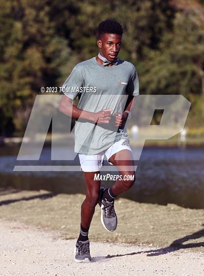 Thumbnail 2 in Gil Murdock Relays photogallery.