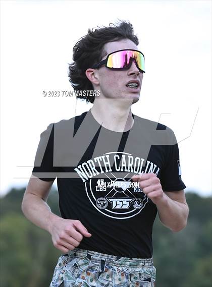 Thumbnail 1 in Gil Murdock Relays photogallery.
