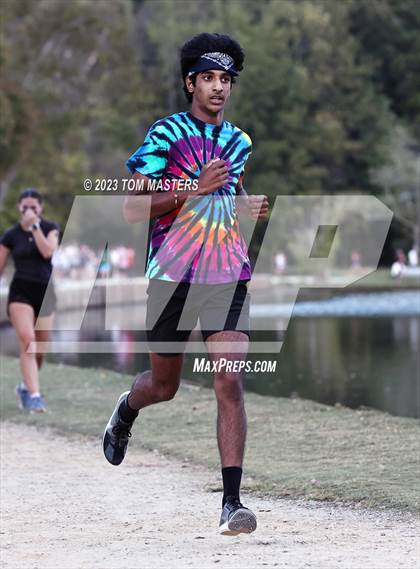 Thumbnail 3 in Gil Murdock Relays photogallery.