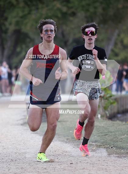Thumbnail 3 in Gil Murdock Relays photogallery.