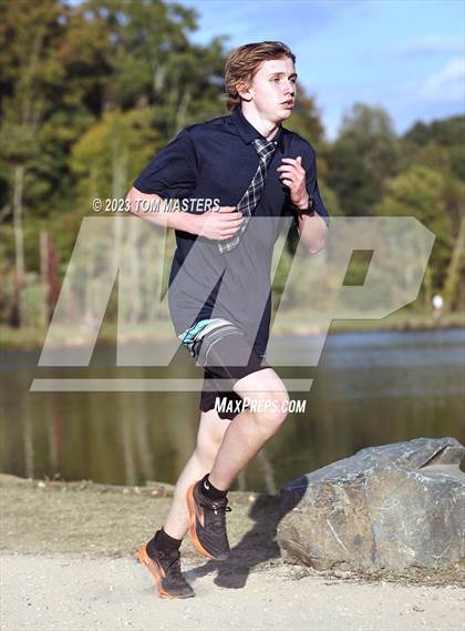 Thumbnail 3 in Gil Murdock Relays photogallery.