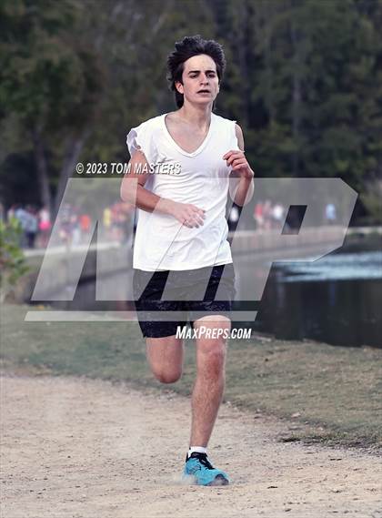 Thumbnail 3 in Gil Murdock Relays photogallery.