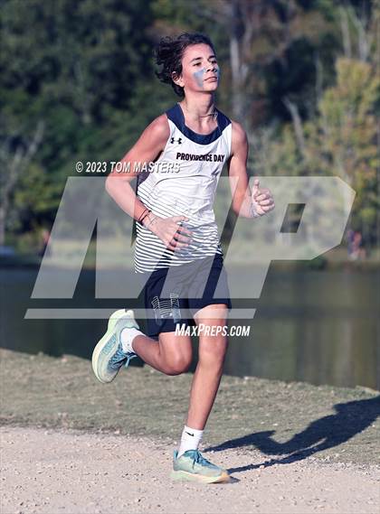 Thumbnail 1 in Gil Murdock Relays photogallery.
