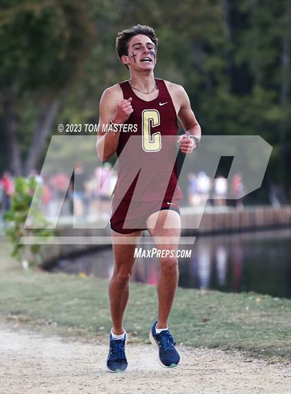 Thumbnail 2 in Gil Murdock Relays photogallery.