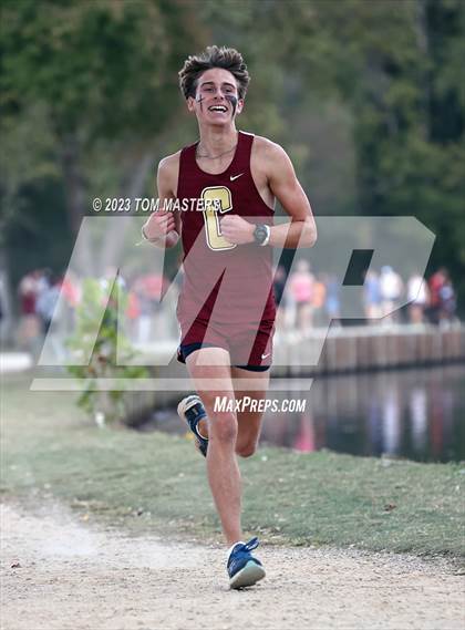 Thumbnail 1 in Gil Murdock Relays photogallery.