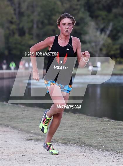 Thumbnail 1 in Gil Murdock Relays photogallery.