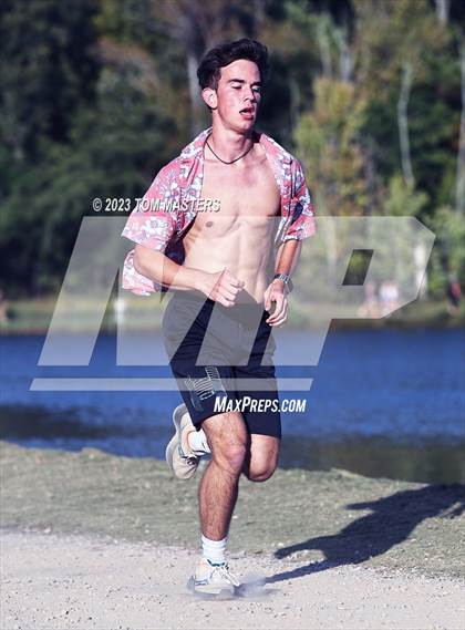 Thumbnail 3 in Gil Murdock Relays photogallery.