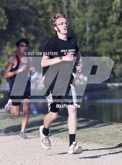 Thumbnail 2 in Gil Murdock Relays photogallery.