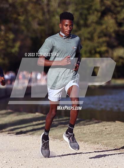 Thumbnail 1 in Gil Murdock Relays photogallery.