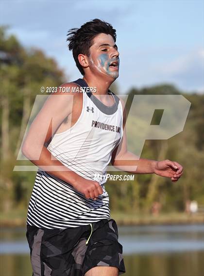 Thumbnail 1 in Gil Murdock Relays photogallery.