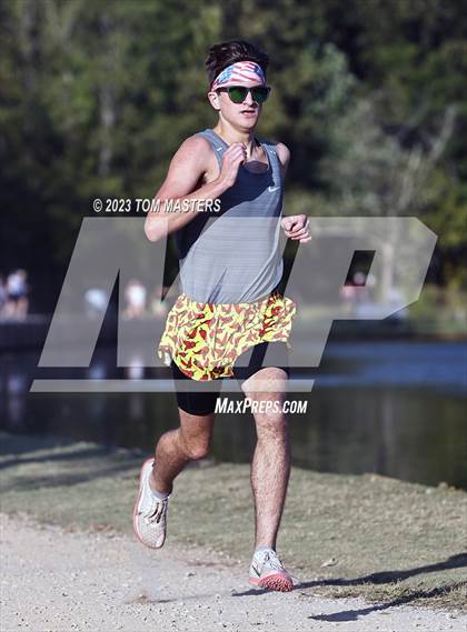 Thumbnail 2 in Gil Murdock Relays photogallery.