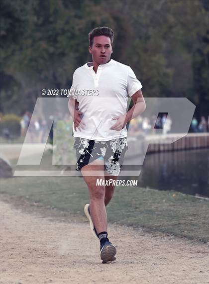Thumbnail 2 in Gil Murdock Relays photogallery.