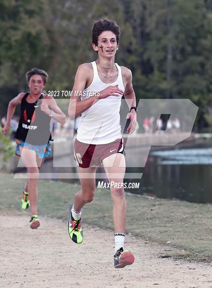 Thumbnail 2 in Gil Murdock Relays photogallery.