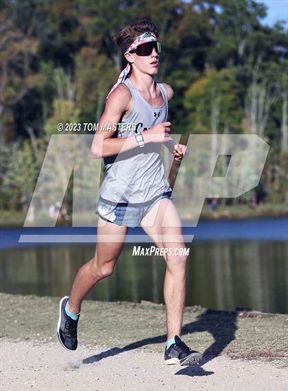 Thumbnail 1 in Gil Murdock Relays photogallery.