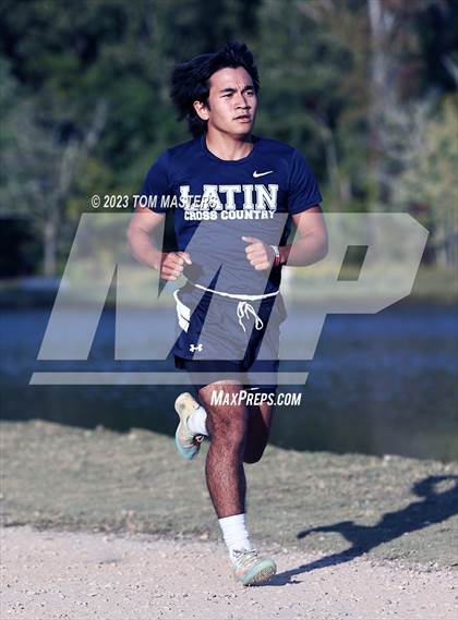 Thumbnail 2 in Gil Murdock Relays photogallery.