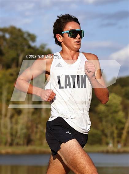 Thumbnail 3 in Gil Murdock Relays photogallery.