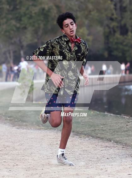 Thumbnail 1 in Gil Murdock Relays photogallery.