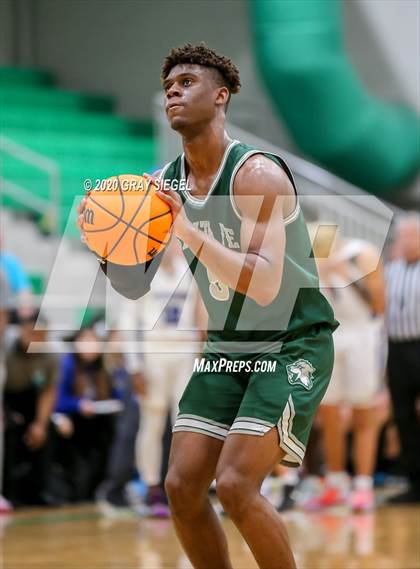Thumbnail 3 in Choctaw vs. Edmond Santa Fe photogallery.