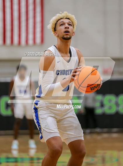 Thumbnail 2 in Choctaw vs. Edmond Santa Fe photogallery.
