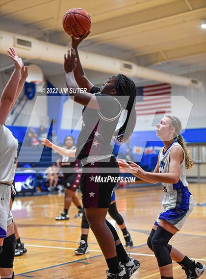 Thumbnail 2 in Anderson-Shiro vs Hearne (Snook Tournament) photogallery.