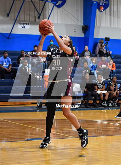 Thumbnail 3 in Anderson-Shiro vs Hearne (Snook Tournament) photogallery.