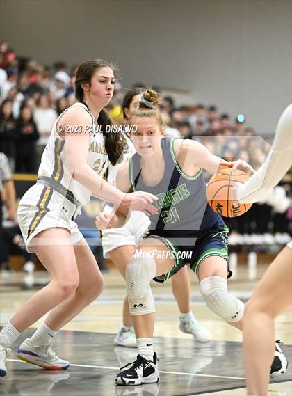 Thumbnail 2 in ThunderRidge vs. Arapahoe (CHSAA 6A Sweet 16) photogallery.
