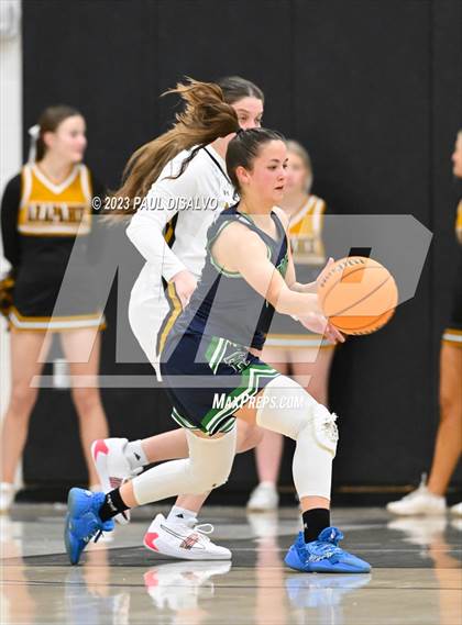 Thumbnail 2 in ThunderRidge vs. Arapahoe (CHSAA 6A Sweet 16) photogallery.