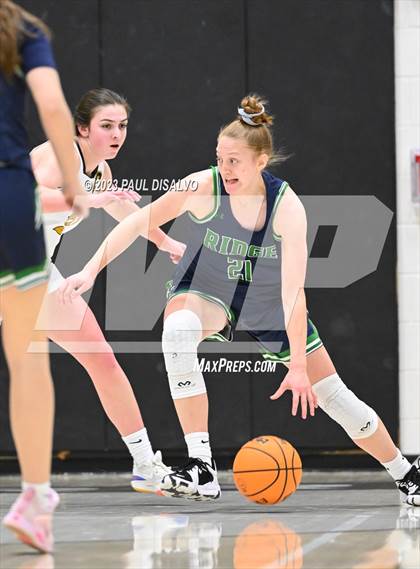 Thumbnail 2 in ThunderRidge vs. Arapahoe (CHSAA 6A Sweet 16) photogallery.