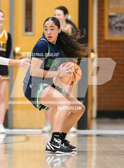 Thumbnail 1 in ThunderRidge vs. Arapahoe (CHSAA 6A Sweet 16) photogallery.