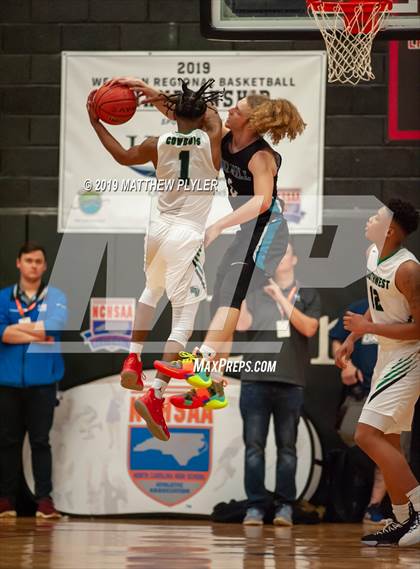 Thumbnail 1 in Cox Mill vs. Southwest Guilford (NCHSAA Western Regional Final) photogallery.