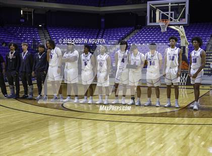 Thumbnail 3 in Dickinson vs. Mansfield Summit (Cy-Hoops Final) photogallery.