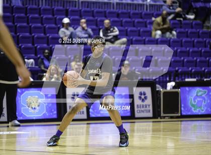 Thumbnail 3 in Dickinson vs. Mansfield Summit (Cy-Hoops Final) photogallery.