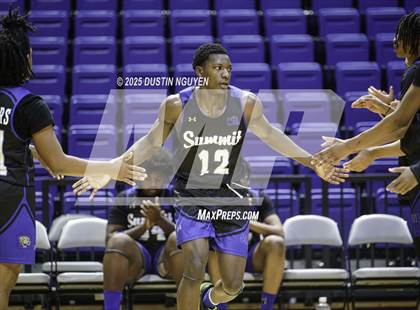 Thumbnail 3 in Dickinson vs. Mansfield Summit (Cy-Hoops Final) photogallery.