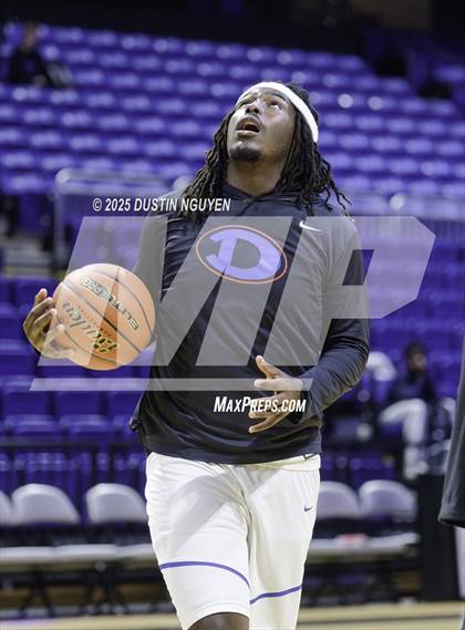 Thumbnail 2 in Dickinson vs. Mansfield Summit (Cy-Hoops Final) photogallery.