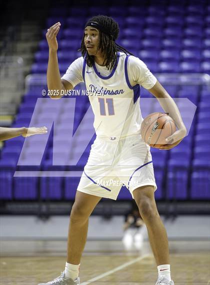 Thumbnail 1 in Dickinson vs. Mansfield Summit (Cy-Hoops Final) photogallery.