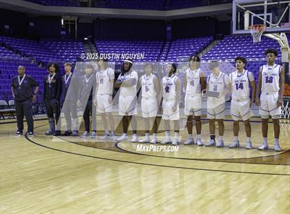Thumbnail 1 in Dickinson vs. Mansfield Summit (Cy-Hoops Final) photogallery.