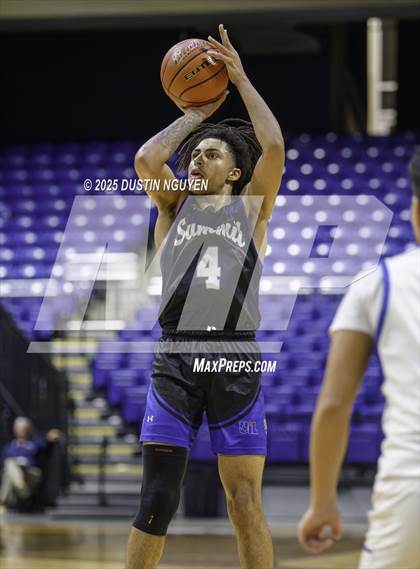 Thumbnail 3 in Dickinson vs. Mansfield Summit (Cy-Hoops Final) photogallery.