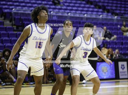 Thumbnail 3 in Dickinson vs. Mansfield Summit (Cy-Hoops Final) photogallery.