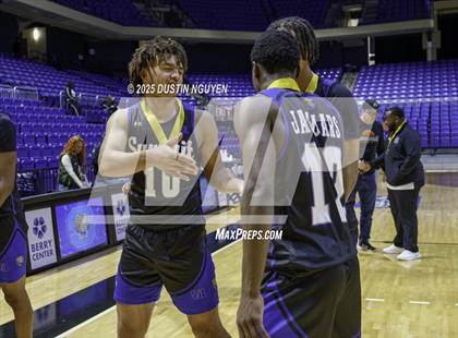 Thumbnail 2 in Dickinson vs. Mansfield Summit (Cy-Hoops Final) photogallery.