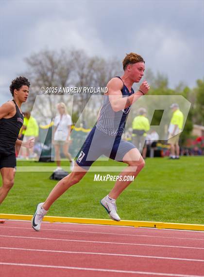 Thumbnail 2 in CHSAA State Championships (200m Final) photogallery.