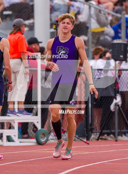 Thumbnail 1 in CHSAA State Championships (200m Final) photogallery.