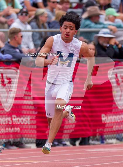 Thumbnail 2 in CHSAA State Championships (200m Final) photogallery.