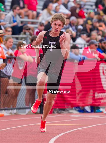 Thumbnail 3 in CHSAA State Championships (200m Final) photogallery.