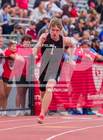 Thumbnail 2 in CHSAA State Championships (200m Final) photogallery.
