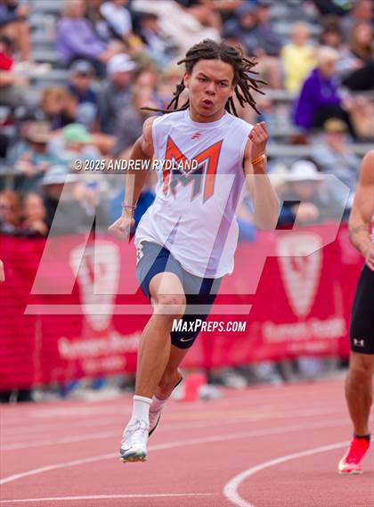 Thumbnail 2 in CHSAA State Championships (200m Final) photogallery.